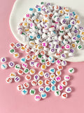 100/500Pcs 7mm Multicolor & White Alphabet Beads